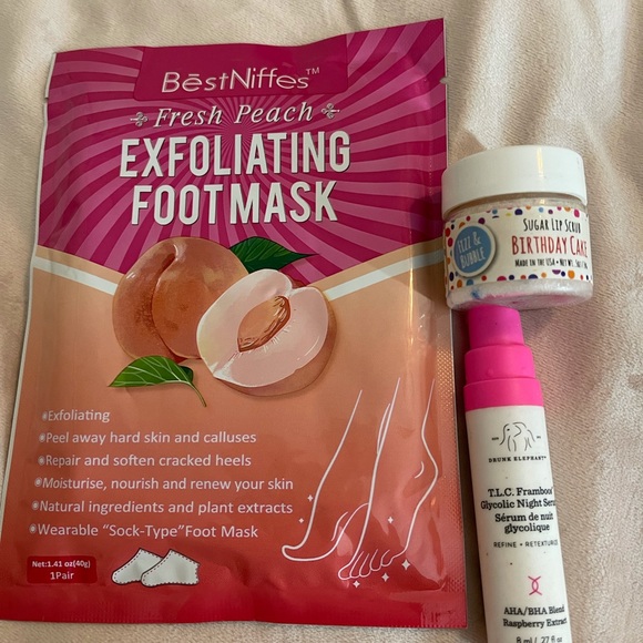 Foot mask - Picture 1 of 3